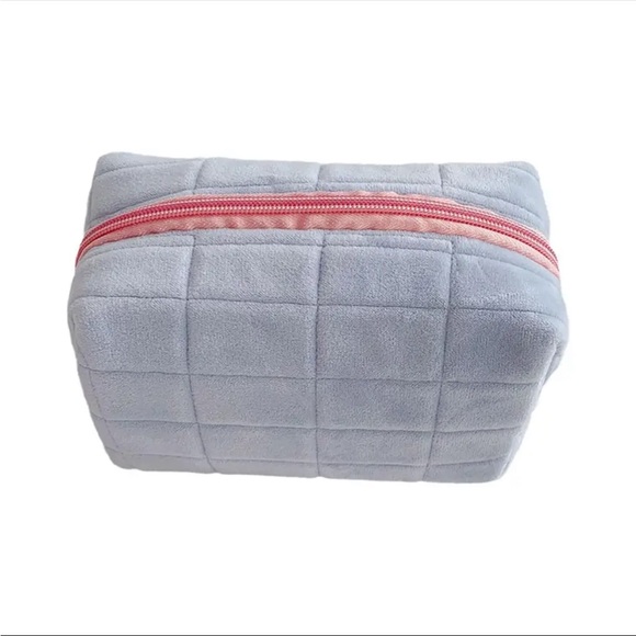 Cute velvety Cosmetic Zipper Bag Pouch - Picture 6 of 6